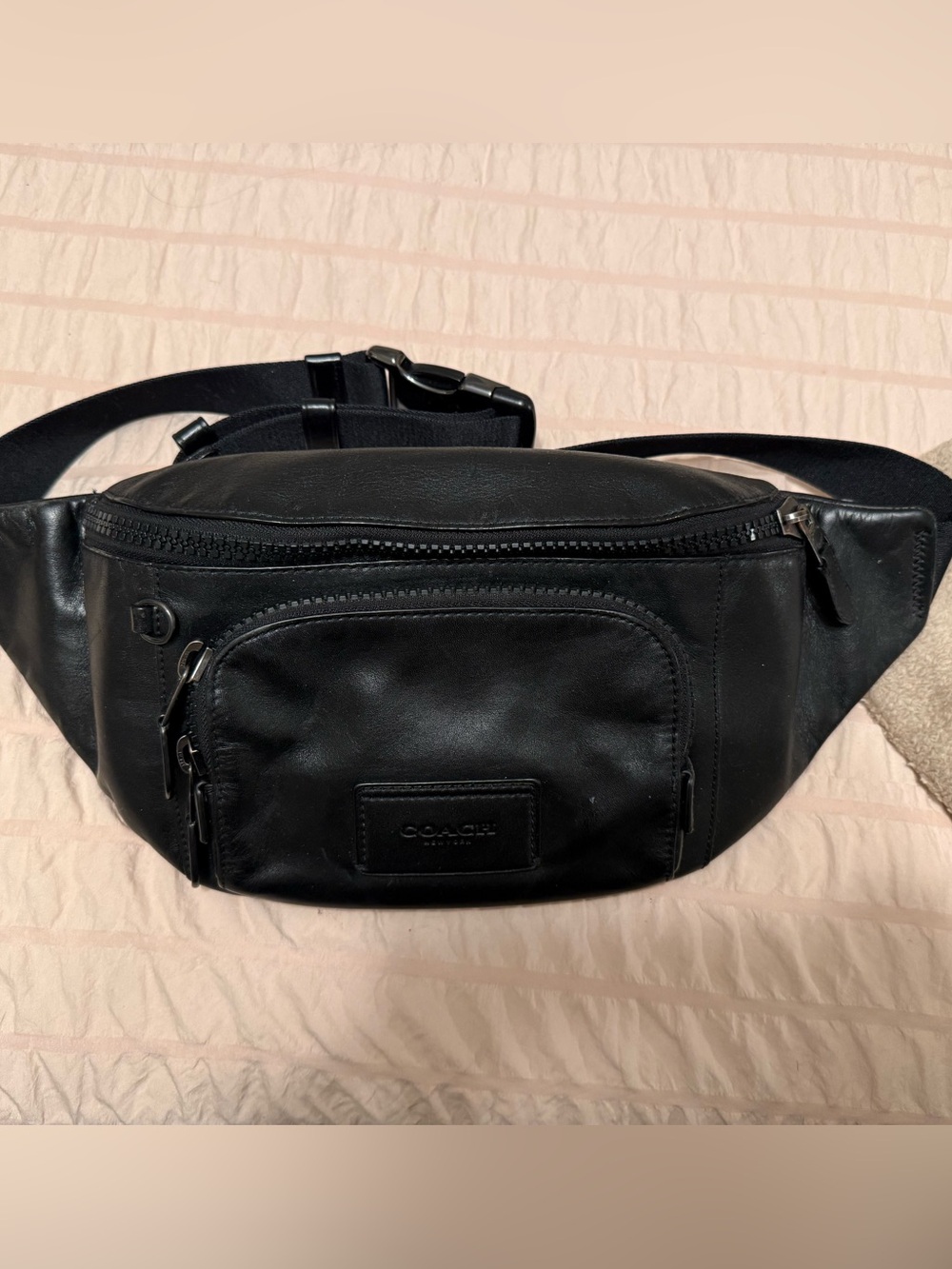 Coach Black Leather Men's Waist Belt Bag - Picture 3 of 5
